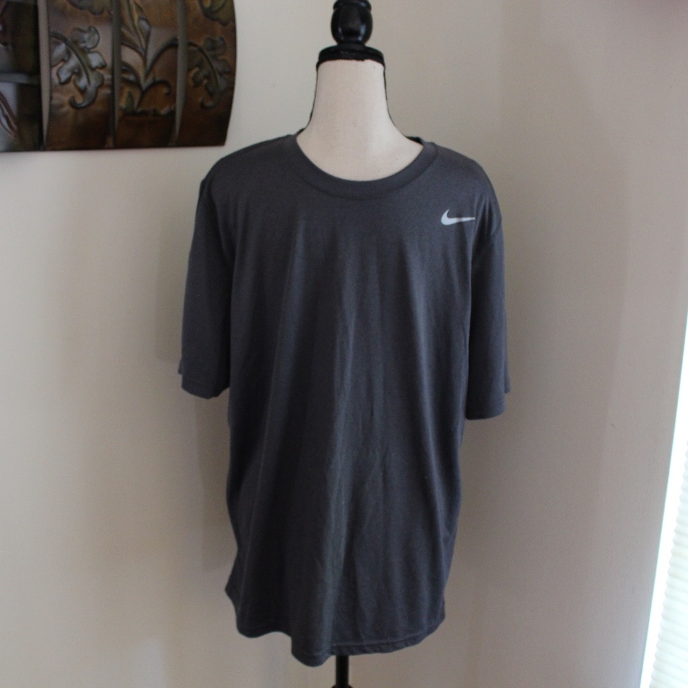 Nike, Dry fit gray short sleeve shirt